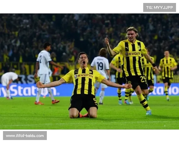 南美杯万卡约体育队点球大战晋级球迷狂欢